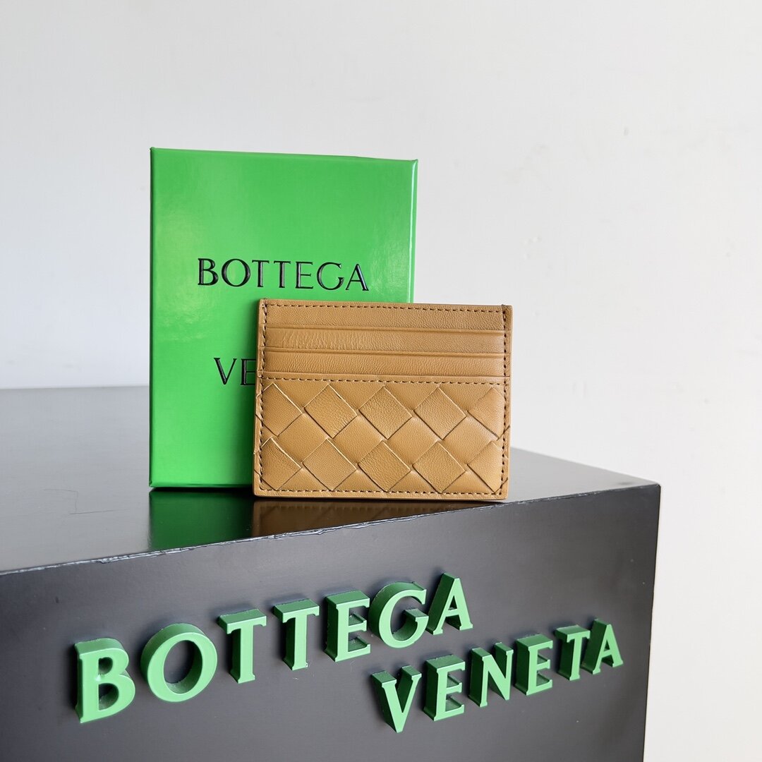 bottega veneta 743209 5